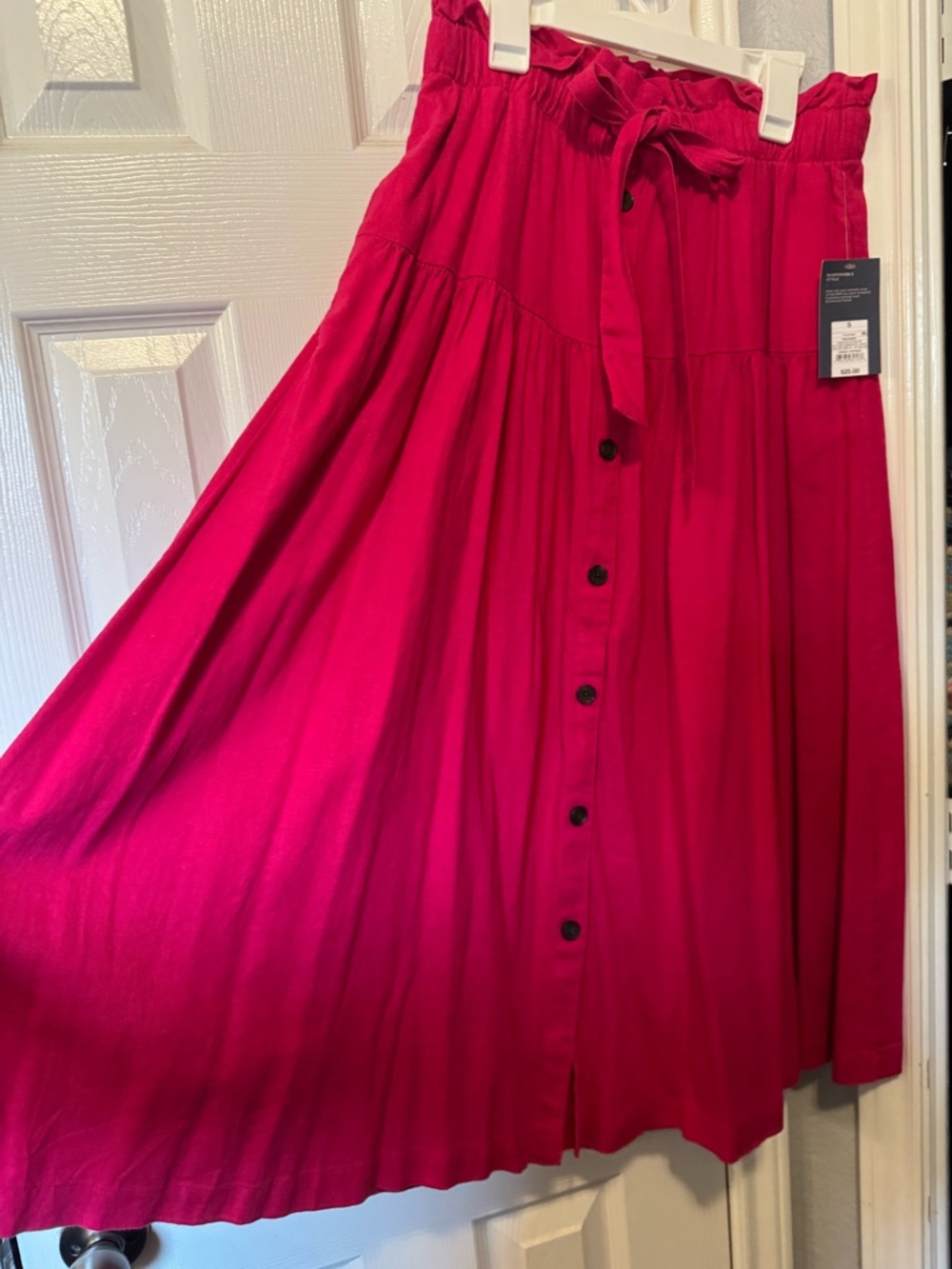 Universal Thread Fuchsia Button-Front Tiered Midi Skirt